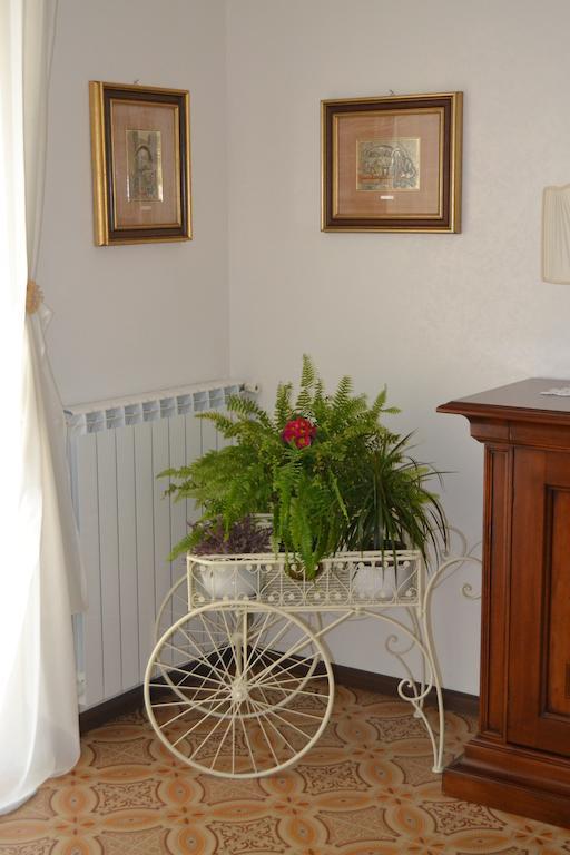 Bed & Breakfast Marena Sant'Agata Li Battiati Eksteriør billede